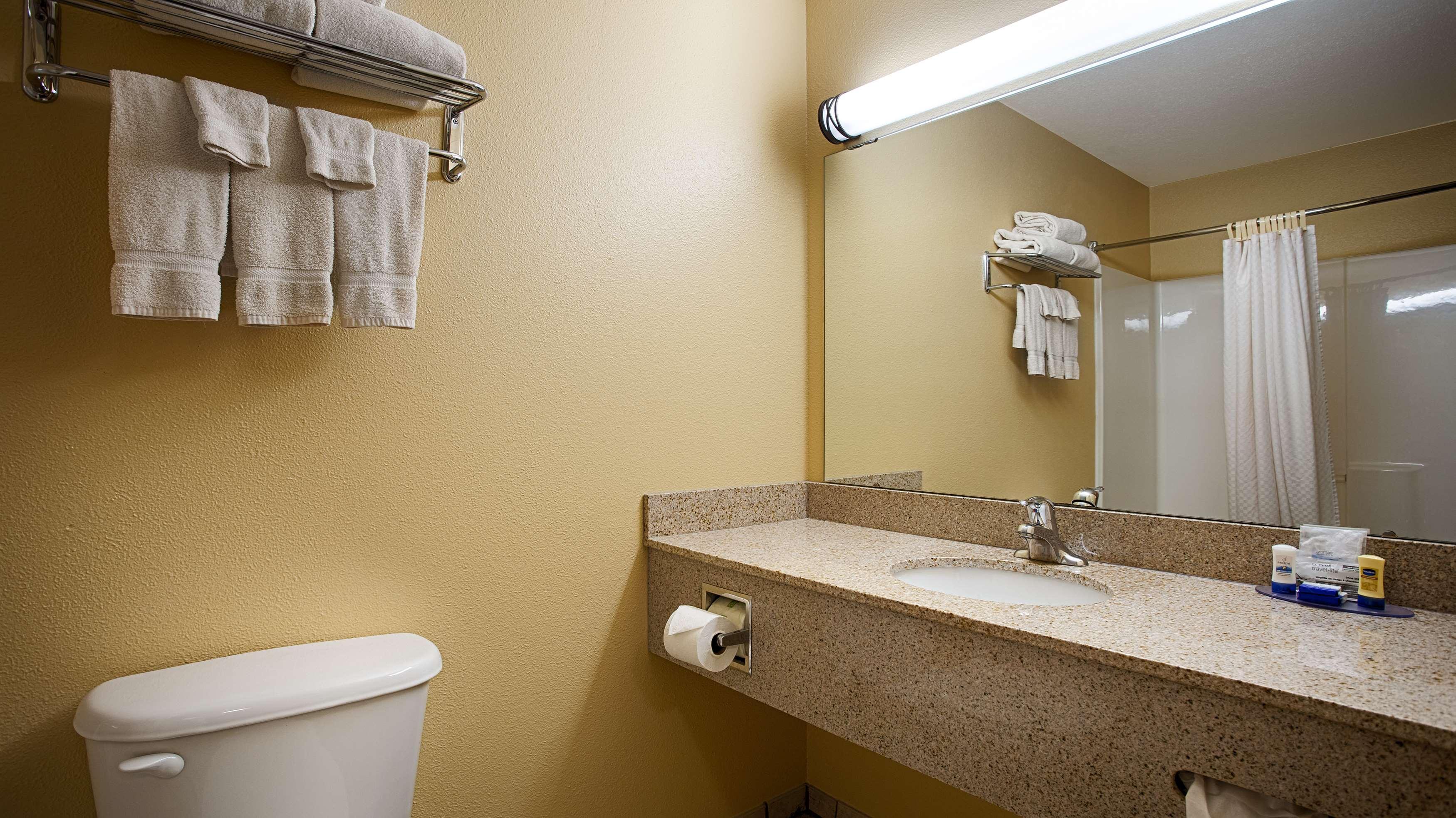 Best Western Penn-Ohio Inn&Suites Hubbard Zimmer foto