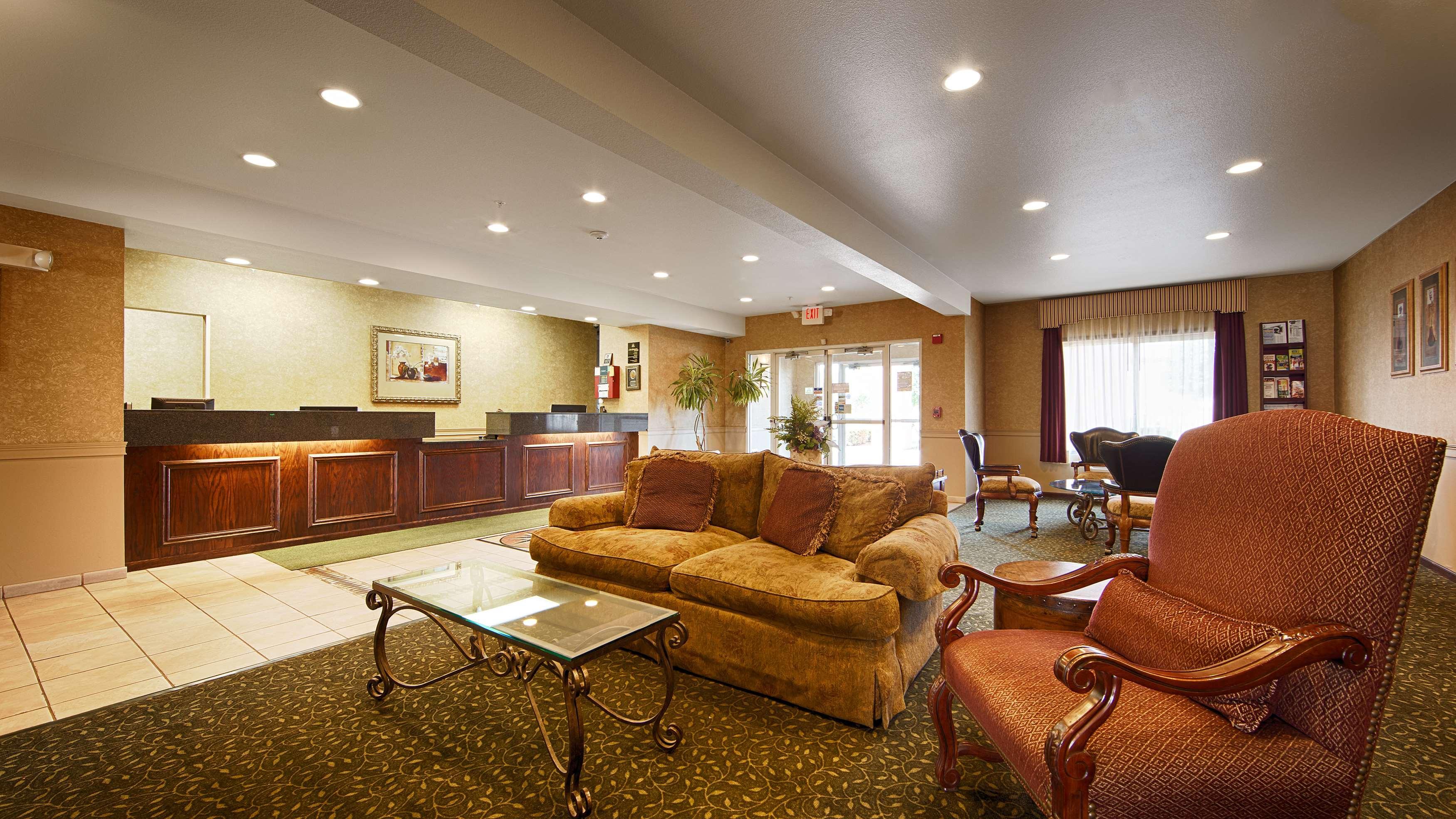 Best Western Penn-Ohio Inn&Suites Hubbard Exterior foto