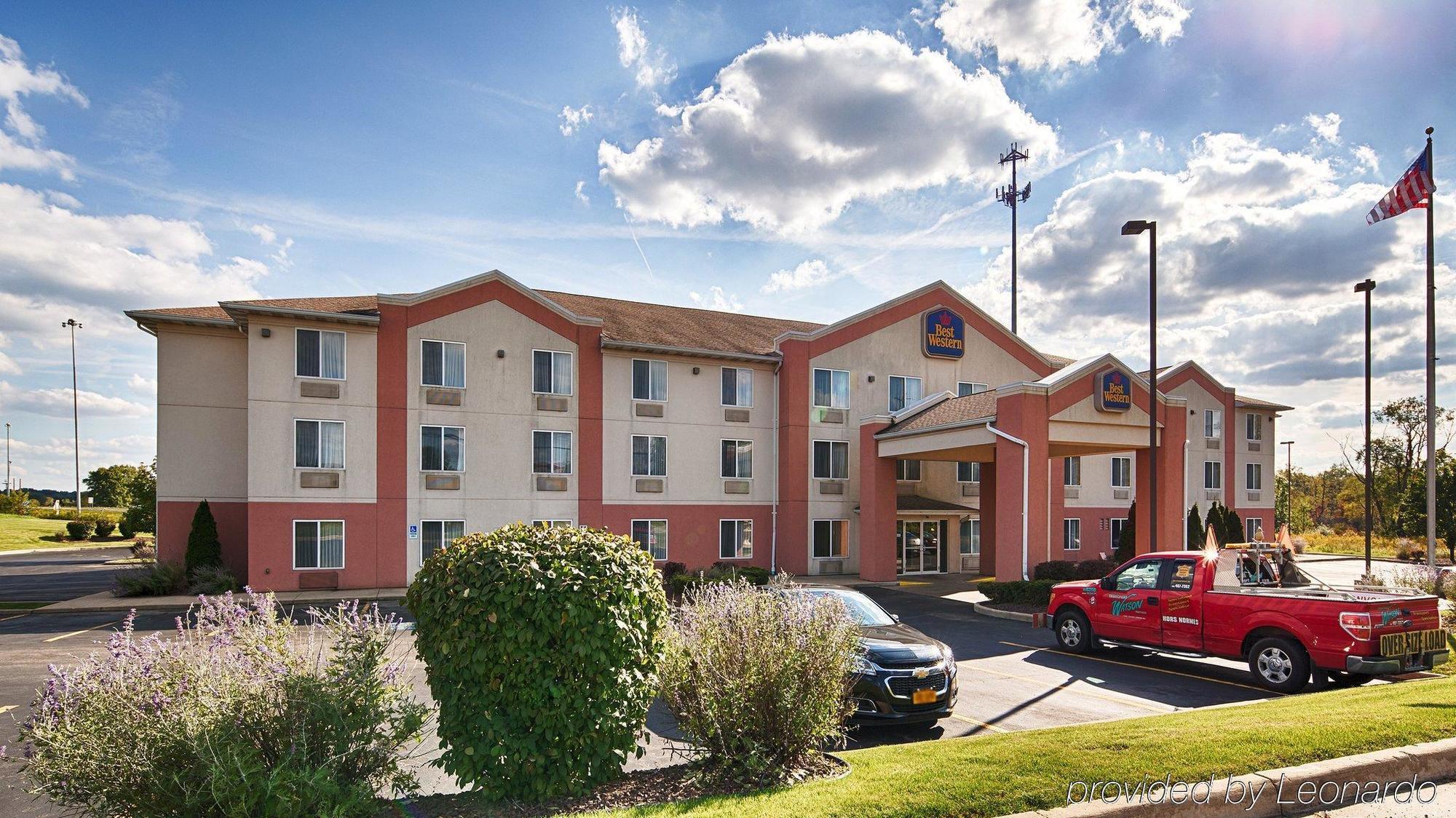 Best Western Penn-Ohio Inn&Suites Hubbard Exterior foto